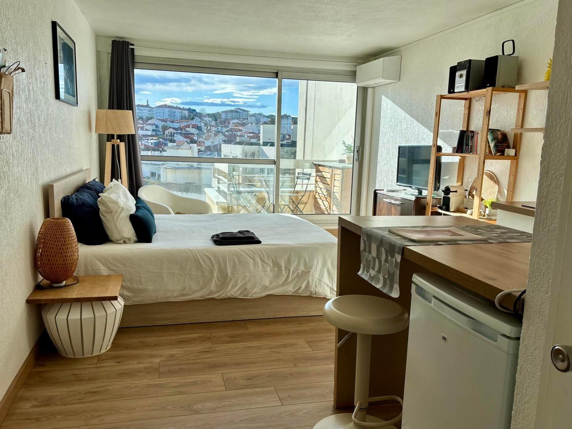 Studio Et Piscine Sur La Grande Plage Biarritz Exteriör bild